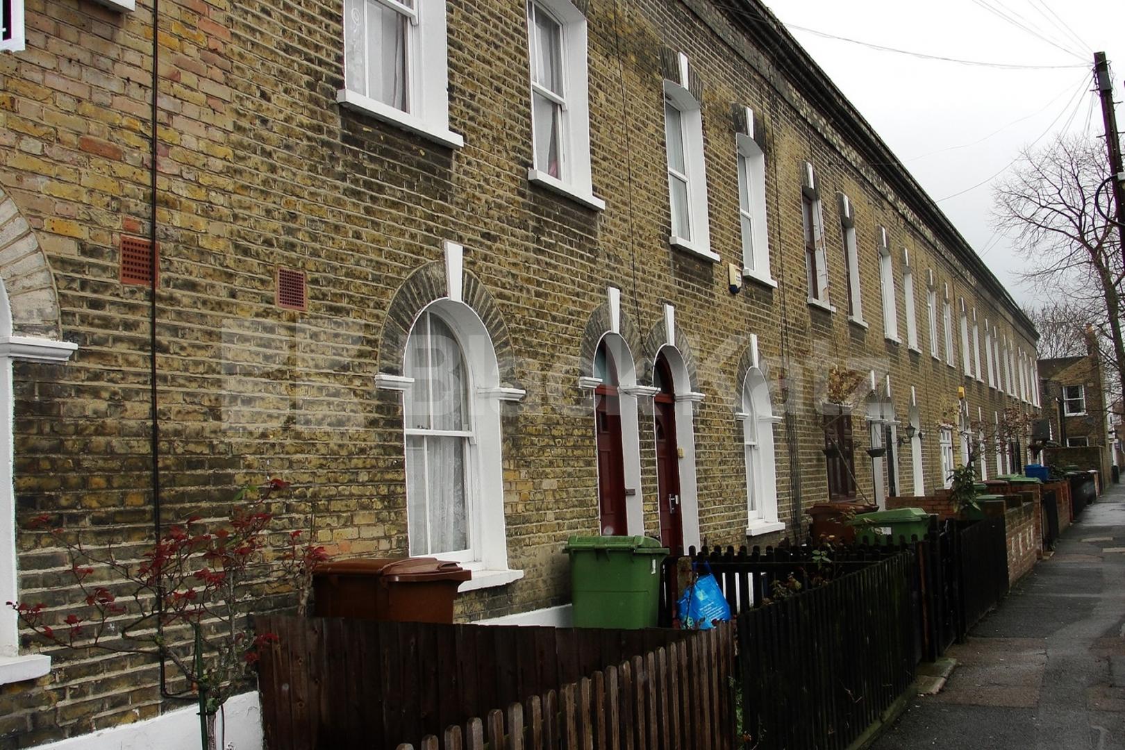 Beautiful period house marrying period charm with contemporary living Monnow Road, Bermondsey